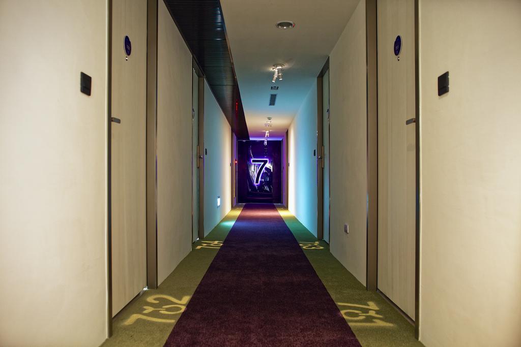 Hotel 7 Taichung Exterior foto